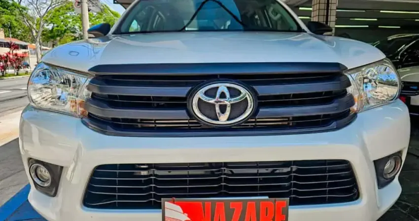 Toyota Hilux 2017 2.8 std 4x4 cd 16v diesel 4p manual