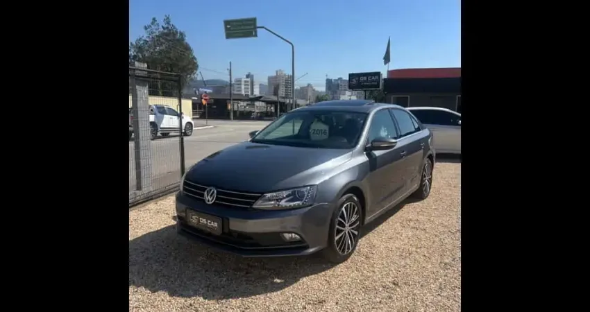 VOLKSWAGEN JETTA Highline 2.0 TSI 16V 4p Tiptronic