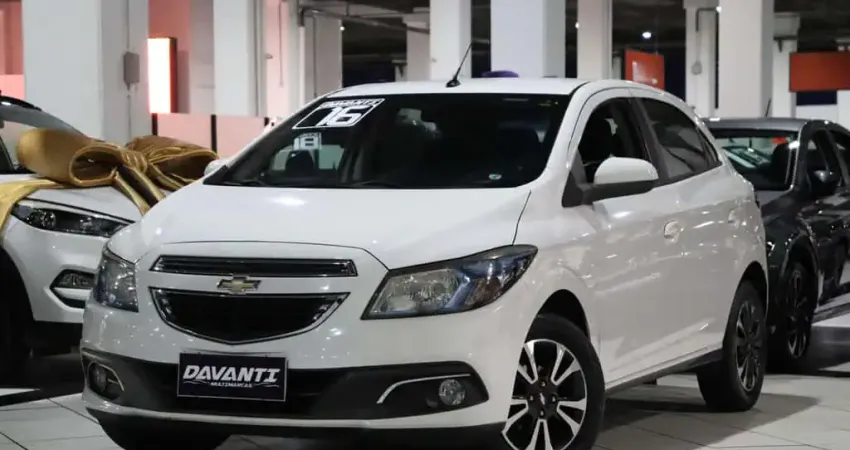 Chevrolet Onix Flex Automático
