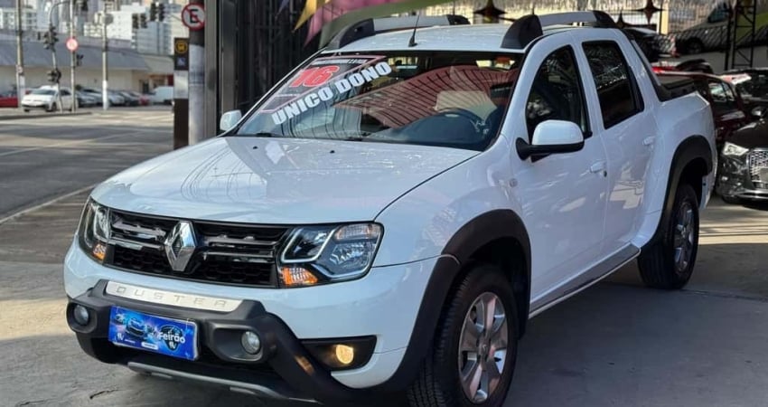 Renault Duster OROCH Dyna. 2.0 Flex 16V Mec.  - Branca - 2016/2016