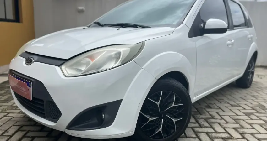 lindo Ford Fiesta com apenas 90 mil km rodados, versão 1.6 completo!