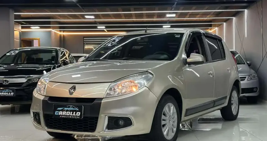 Renault Sandero Flex Automático