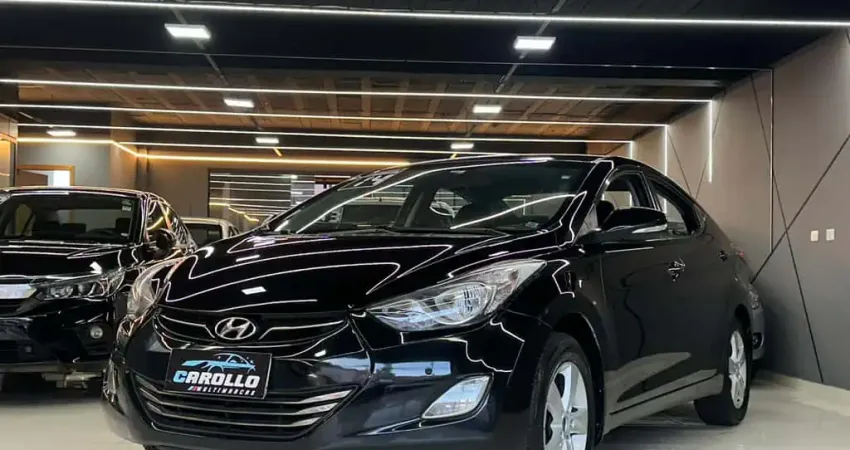 Hyundai Elantra Flex Automático