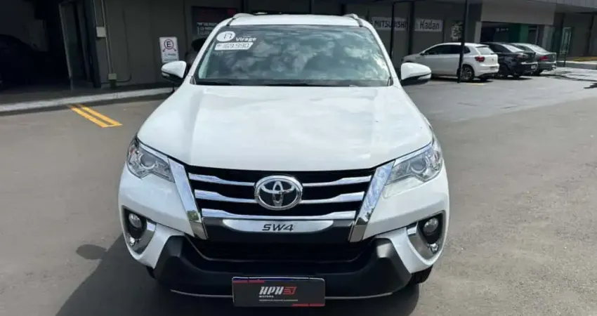 Toyota HILUX 2.7 SR 4X2 CD 16V FLEX 4P AUTOMÁTICO