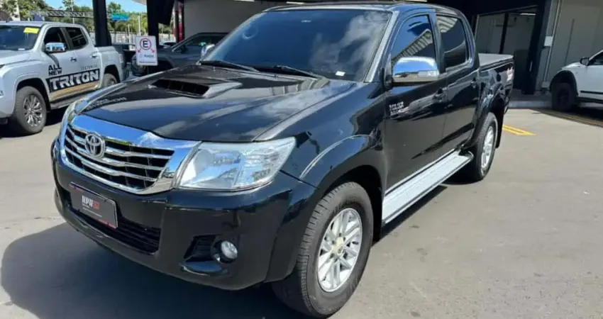 Toyota HILUX 3.0 SRV 4X4 CD 16V TURBO INTERCOOLER DIESEL 4P AUTOMÁTICO