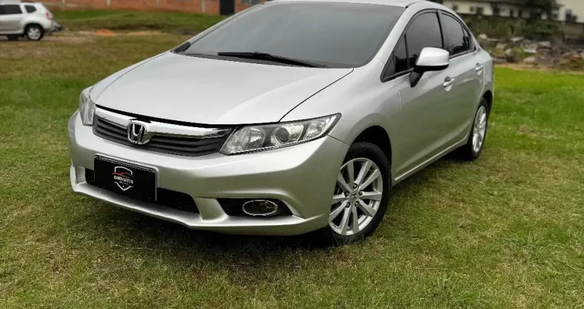 HONDA CIVIC LXS 1.8 AUTOMÁTICO 2013