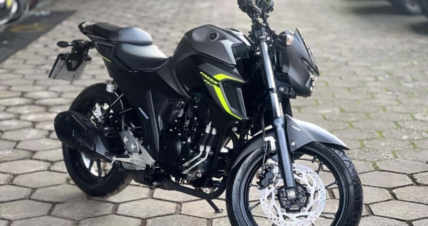 YAMAHA FZ25 FAZER 2024