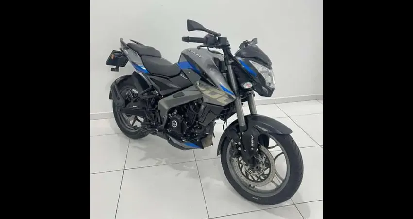 BAJAJ DOMINAR 200 2025