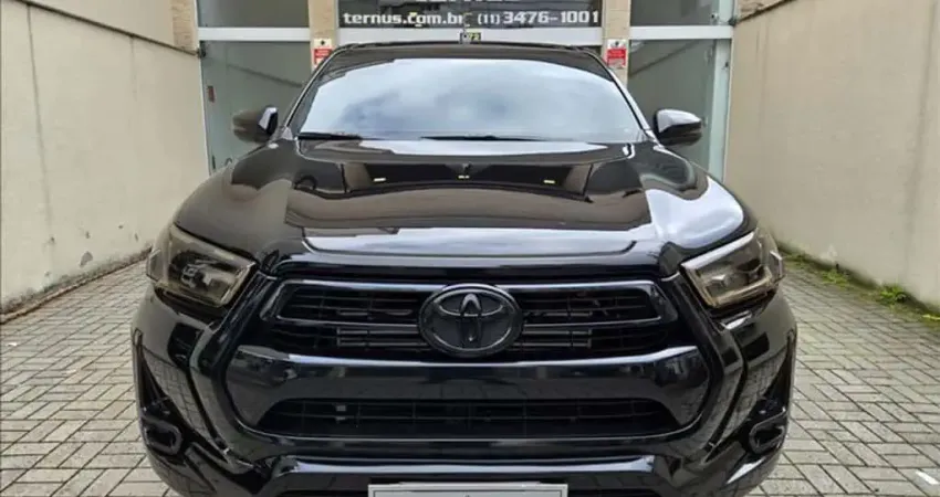 TOYOTA HILUX 2.8 D-4d Turbo CD SRV 4X4 - 2025/2025
