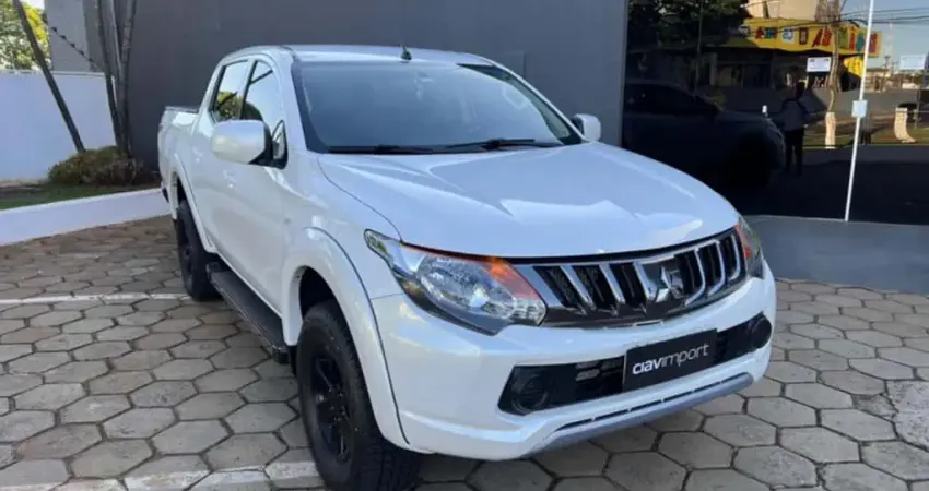 Mitsubishi L200 TRITON 2.4 16V TURBO DIESEL SPORT GLS CD 4P 4X4 AUTOMÁTICO
