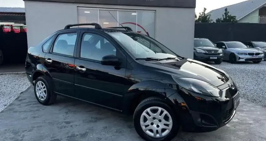 Fiesta Sedan 1.0 – 2012 Manual