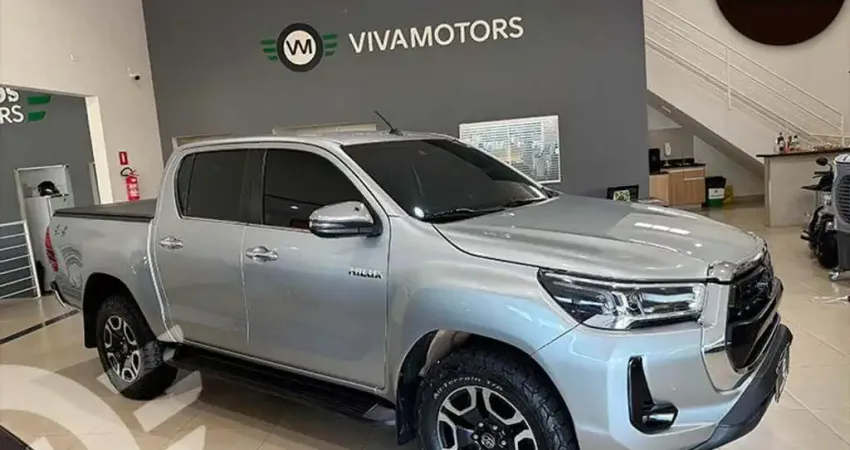 TOYOTA HILUX CD SRX  2022