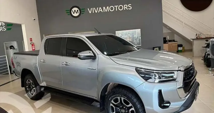 Toyota Hilux sw4 2022 2.8 d-4d turbo diesel srx 7l 4x4 automático