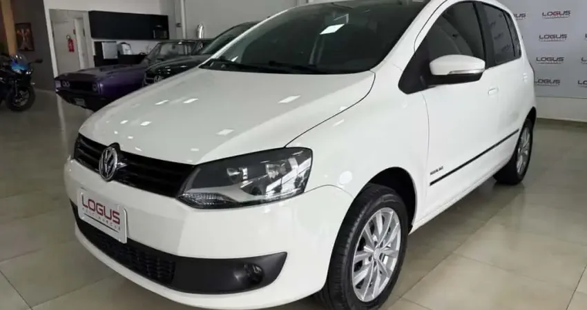 VOLKSWAGEN FOX 1.6 HIGHLINE GII 2014