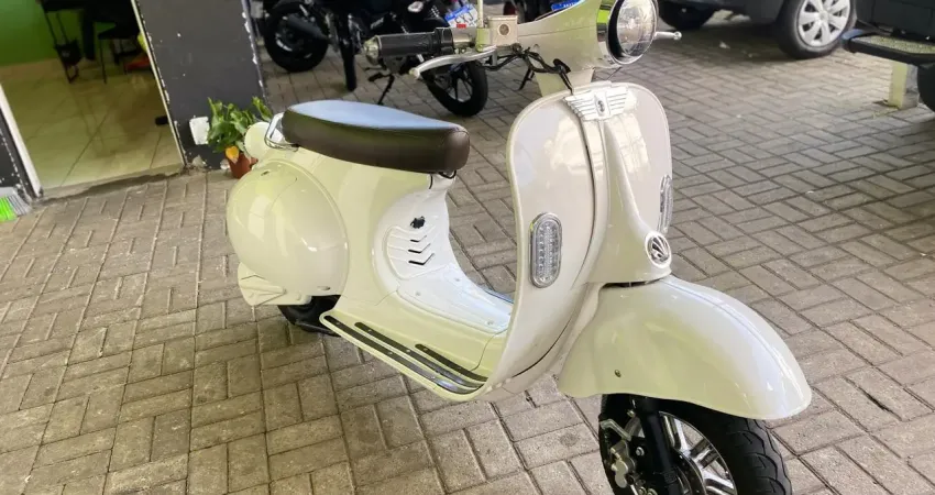 VENTANE/Scooter Elétrica ROMA    3000 watts (motor Brushless)  72V 25Ah (removível)  ️Automática  Ca