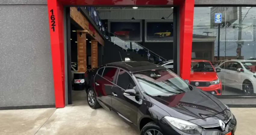 Renault FLUENCE 2.0 PRIVILÉGE 16V FLEX 4P AUTOMÁTICO