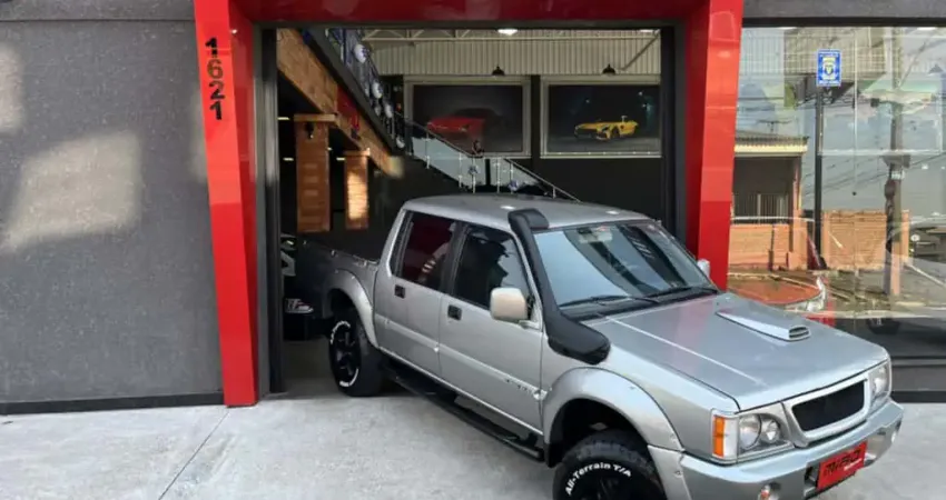 Mitsubishi L200 2.5 GLS 4X4 CD 8V TURBO DIESEL 4P MANUAL
