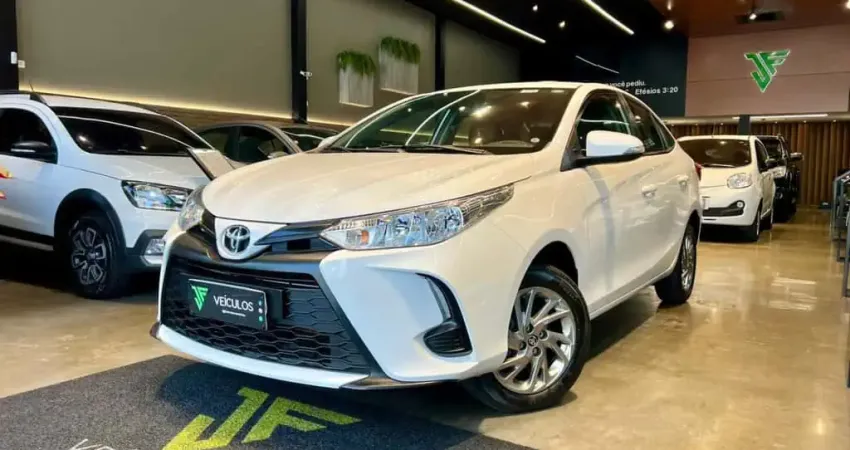TOYOTA YARIS SA XL15 2023