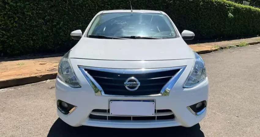 NISSAN VERSA 16SL CVT 2018