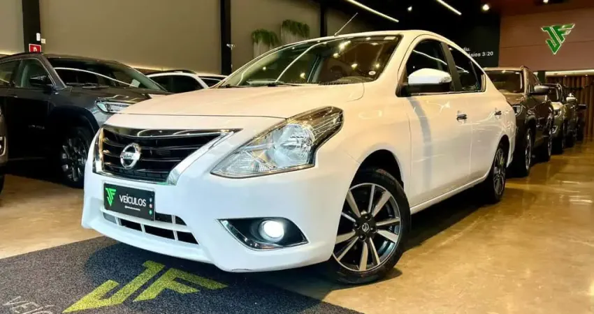 NISSAN VERSA 16SL CVT 2018