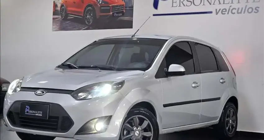 FORD FIESTA 1.0 Rocam Hatch 8V - 2014/2014