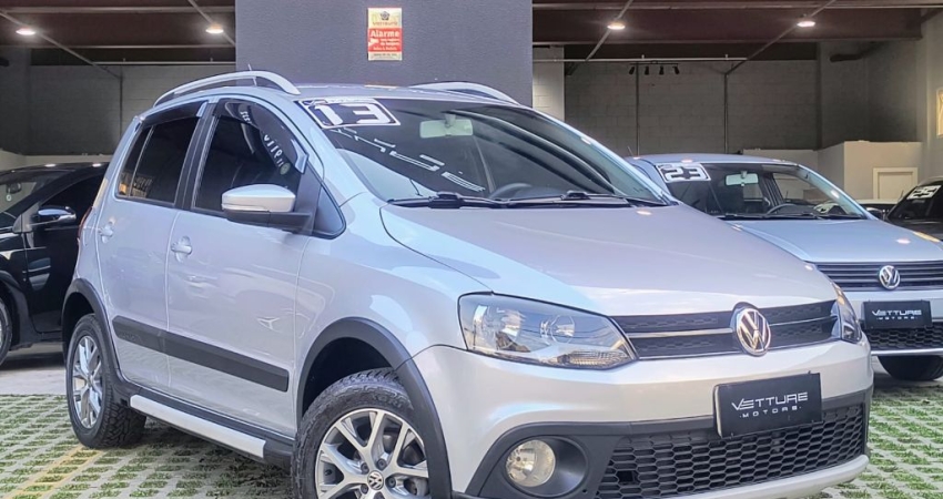 Volkswagen CrossFox 1.6 8V MI Flex Manual – 2012/2013  