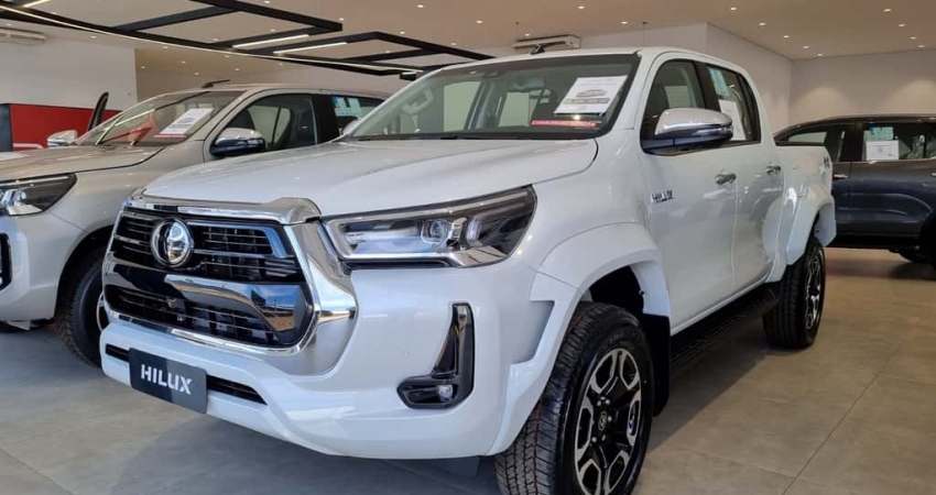 TOYOTA HILUX 2.8 TDI SRX PLUS CD 4X4 4P