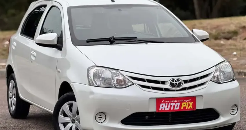 TOYOTA ETIOS HB X 2015