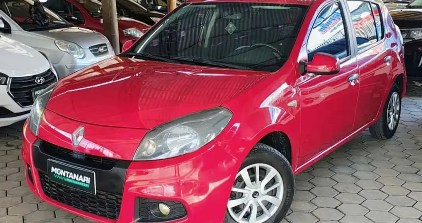 Renault Sandero Expression Hi-Flex 1.0 16V 5p  - Vermelha - 2013/2014