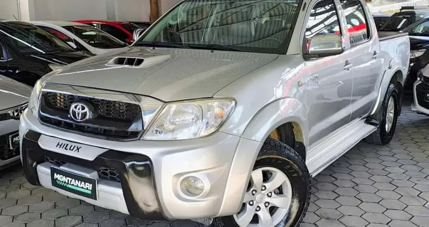Toyota Hilux CD SRV D4-D 4x4 3.0 TDI Diesel Aut  - Prata - 2011/2011