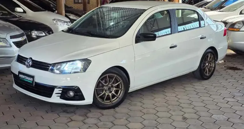 Volkswagen Voyage Trendline 1.6 T.Flex 8V 4p  - Branca - 2017/2017