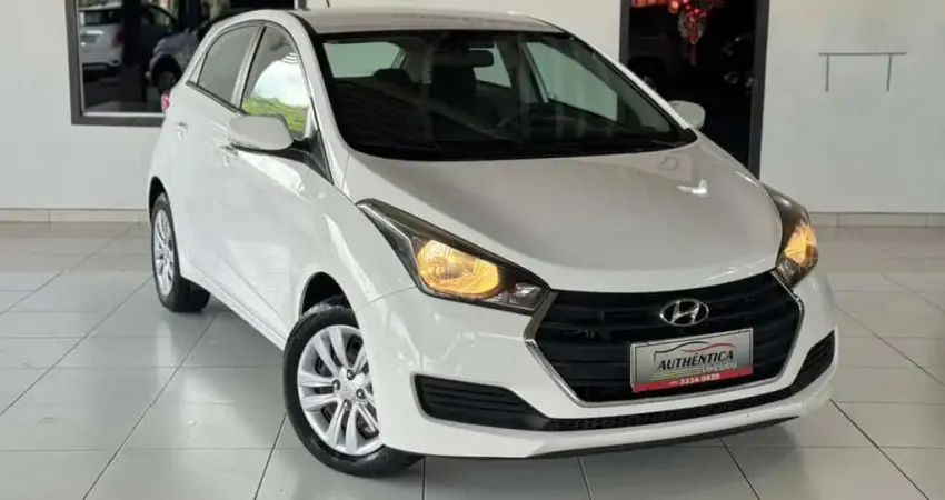 Hyundai HB20 1.0M COMFOR - Branca - 2016/2017