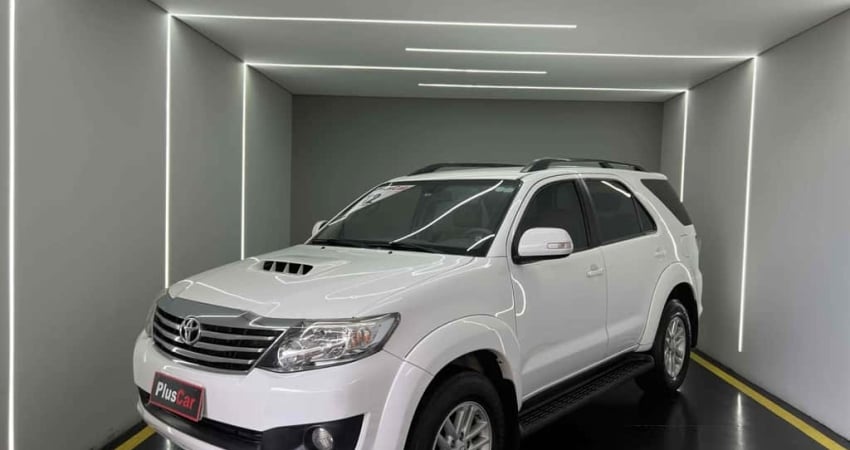 Toyota Hilux sw4 2012 3.0 sr 4x4 16v turbo intercooler diesel 4p automático