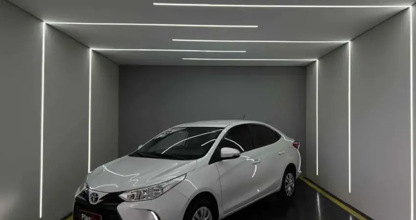 Toyota Yaris 2023 1.5 16v flex sedan xl live multidrive