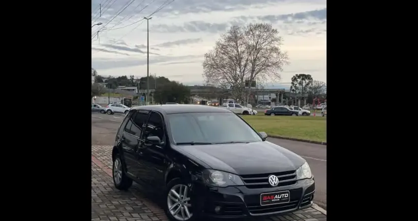 Volkswagen Golf Sportline 1.6 Mi Total Flex 8V 4p  - Preta - 2009/2010