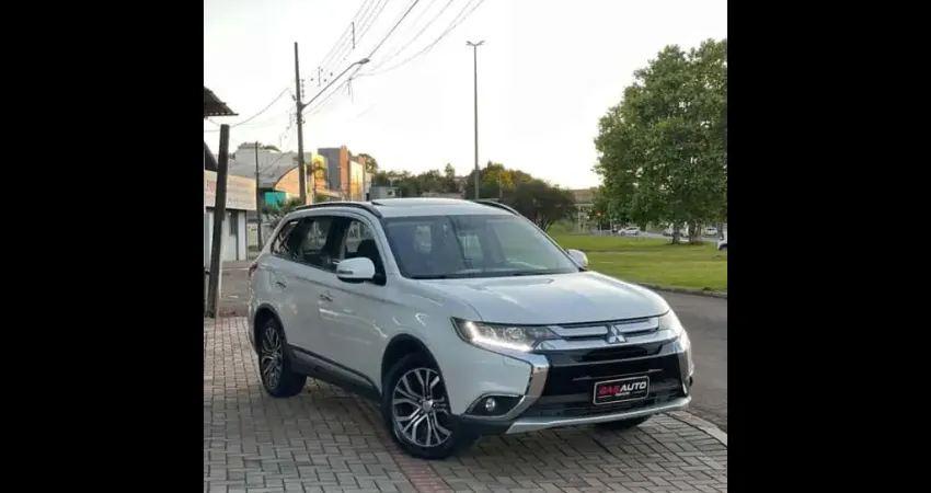 Mitsubishi Outlander 2.2 165cv Diesel Aut.  - Branca - 2015/2016