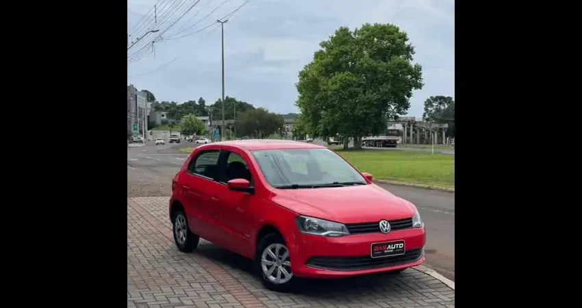 Volkswagen Gol (novo) 1.0 Mi Total Flex 8V 4p - Vermelha - 2013/2014