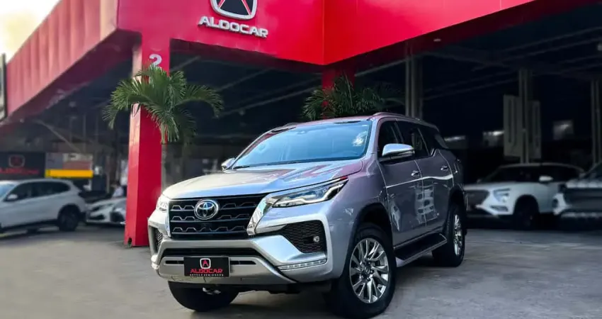 TOYOTA HILUX SW4 2.8 SRX DIAMOND 4X4 TURBO