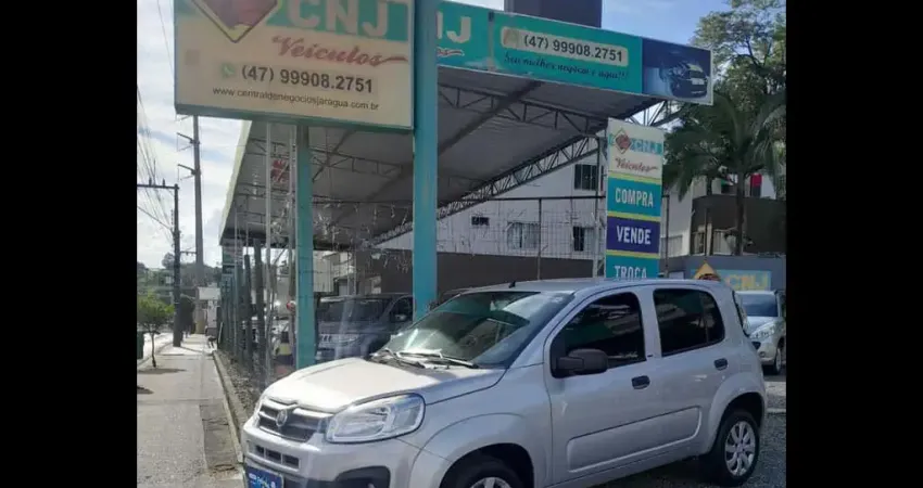 Fiat Uno ATTRACTIVE 1.0 Flex 6V 5p  - Prata - 2017/2017