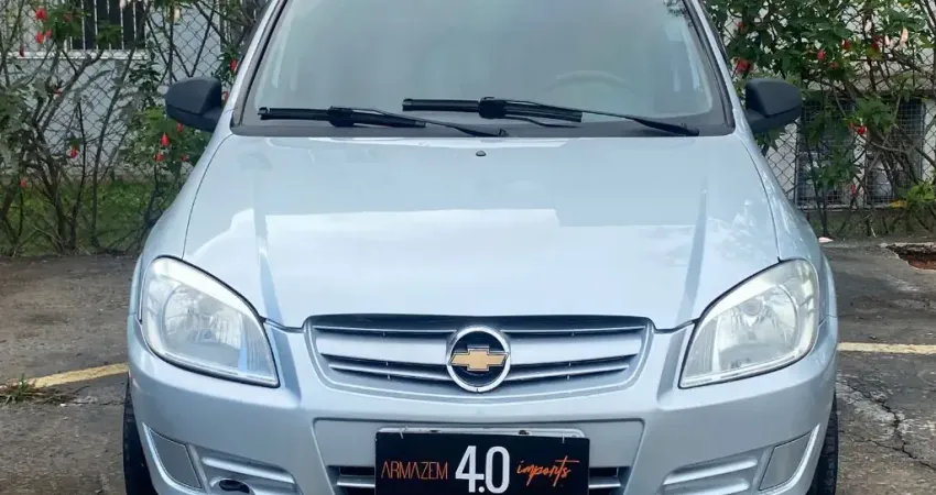 Celta Spirit 1.0 com direção hidráulica 