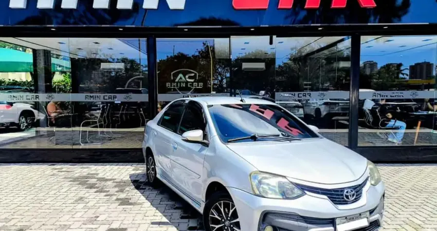 Toyota Etios 2017 1.5 platinum sedan 16v flex 4p automático