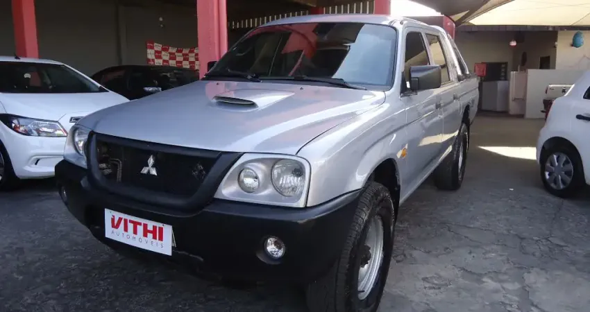 Mitsubishi L200 GL 4x4 2.5 2010