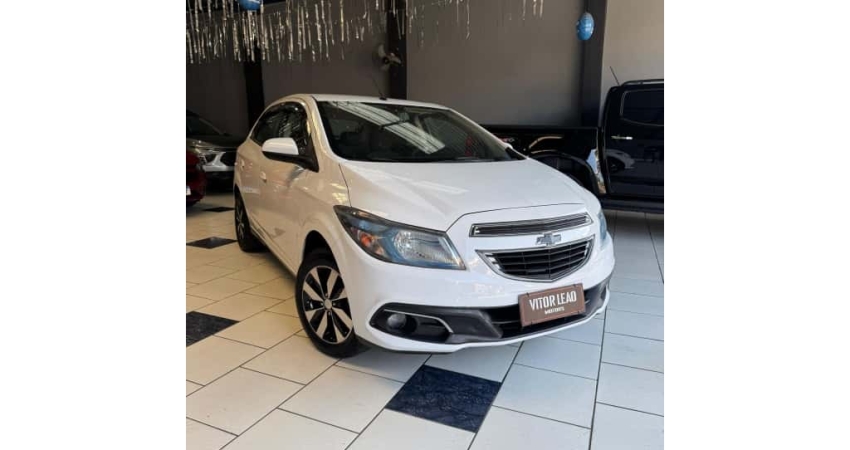 Chevrolet Onix 2013 1.4 mpfi lt 8v flex 4p manual