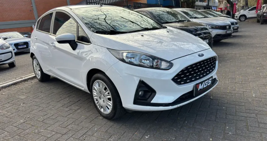 FORD FIESTA SE 1.6 POWERSHIFT - 2017/2018 - 79.965 MIL KM - COM PASSAGEM POR LEILÃO 