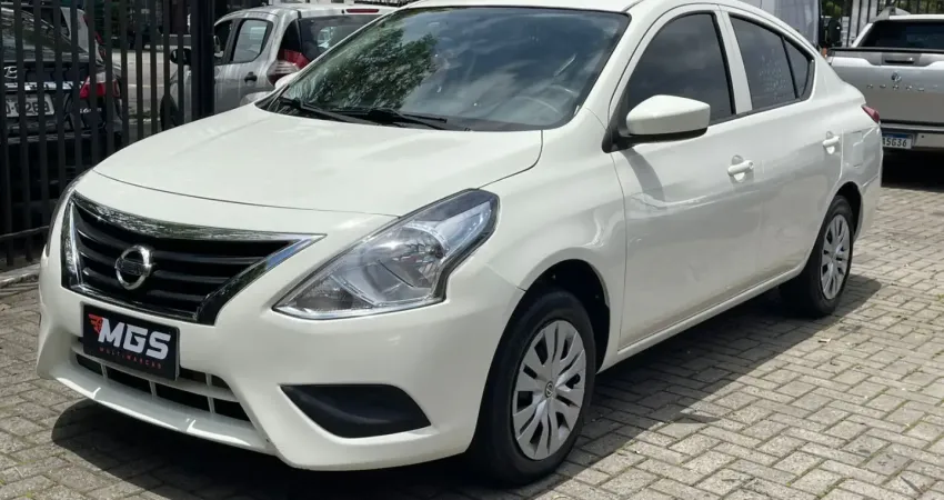 NISSAN VERSA 1.0 - 2016 / 2016 - COMPLETO - SEM RESTRIÇÕES - 153 MIL KM 