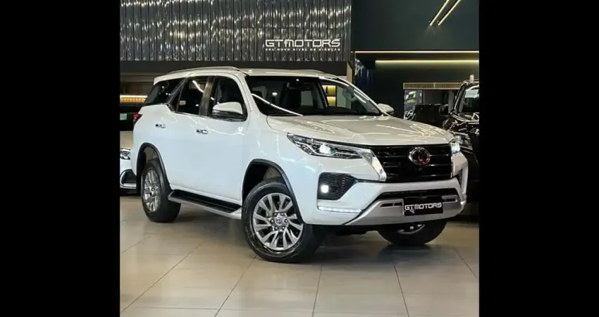 TOYOTA HILUX SWSRXA4FD 2024