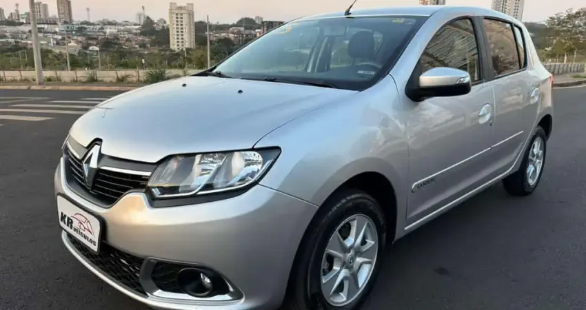 Renault Sandero DYNAMIQUE  1.6 2015 - Prata - 2015/2015