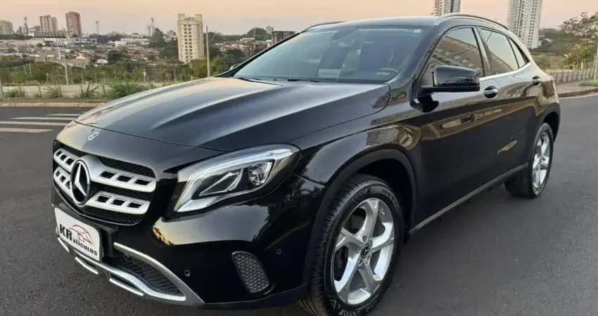 Mercedes-Benz Gla 200 M.BENZ /GLA200FF 2019 - Preta - 2019/2019