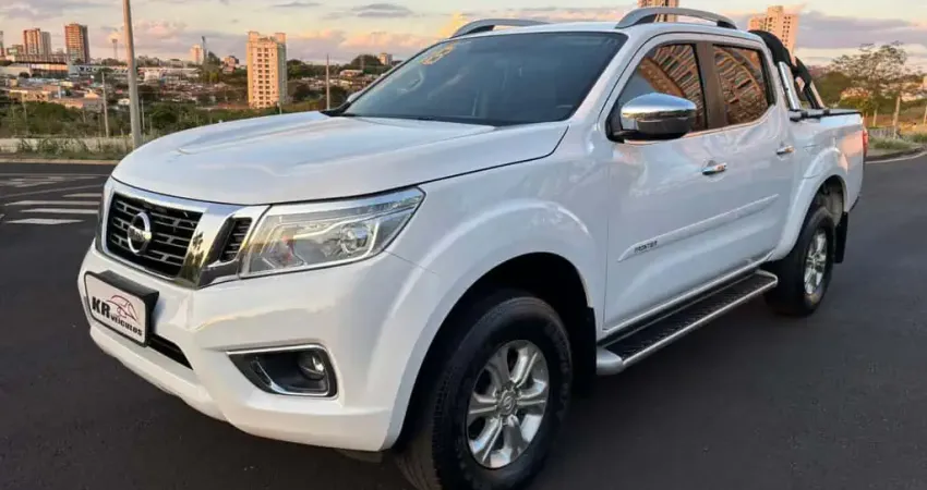 Nissan Frontier LE ATX4 2018 - Branca - 2018/2018