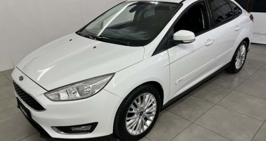 Ford FOCUS 2.0 SE FASTBACK 16V FLEX 4P POWERSHIFT